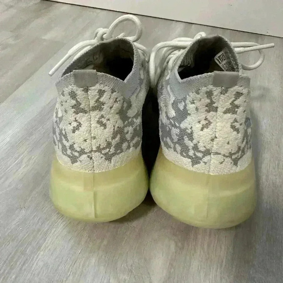 adidas YEEZY Boost 350 v3  Alien Size 7 - Picture 5 of 7